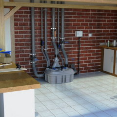 SFA Sanicubic 2 VX T (Çift Pompalı) - 120 Lt - Trifaze